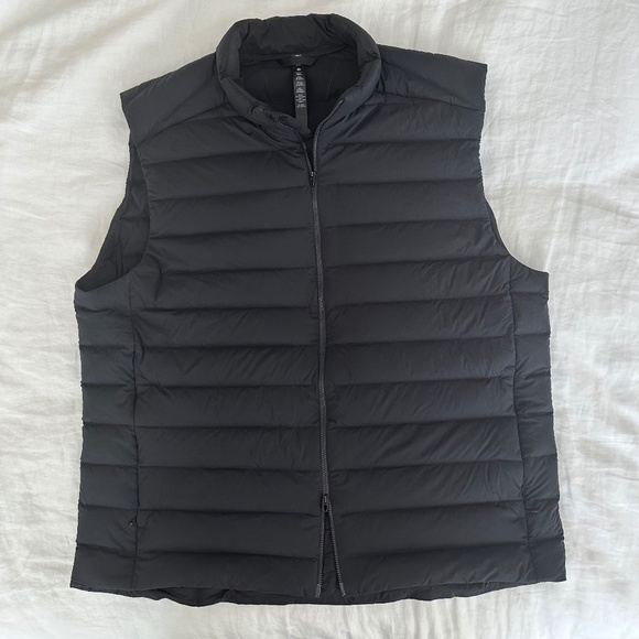 Lululemon Navigation Stretch Down Vest Size XXL Black-Great - Picture 1 of 3